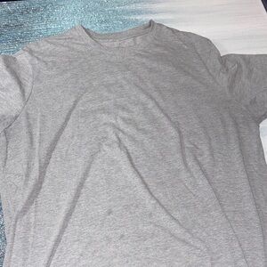 St. John's Bay Light Gray Men's Short Sleeve Tee